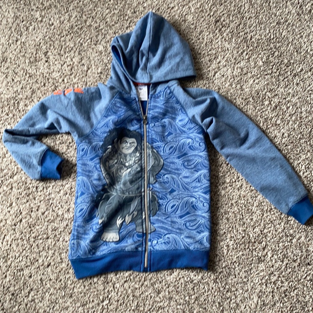 Boy sweatshirt. Disney. 7/8 years old.